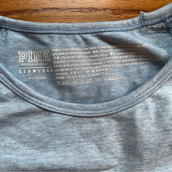 Victoria’s Secret PINK blue gray ombre seamless crop top size medium - Picture 2 of 3